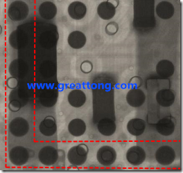 BGA錫球尺寸小于0.4mm，采用降低BGA內(nèi)圍襲球的錫膏量所得到X-Ray，稍微留意一下可以發(fā)現(xiàn)最外圈的錫量(圓的直徑)比其他內(nèi)圍的錫球上的錫量來得多一點點。也就是外圈的黑色圓形直徑比內(nèi)圈的圓形來得大一點點。